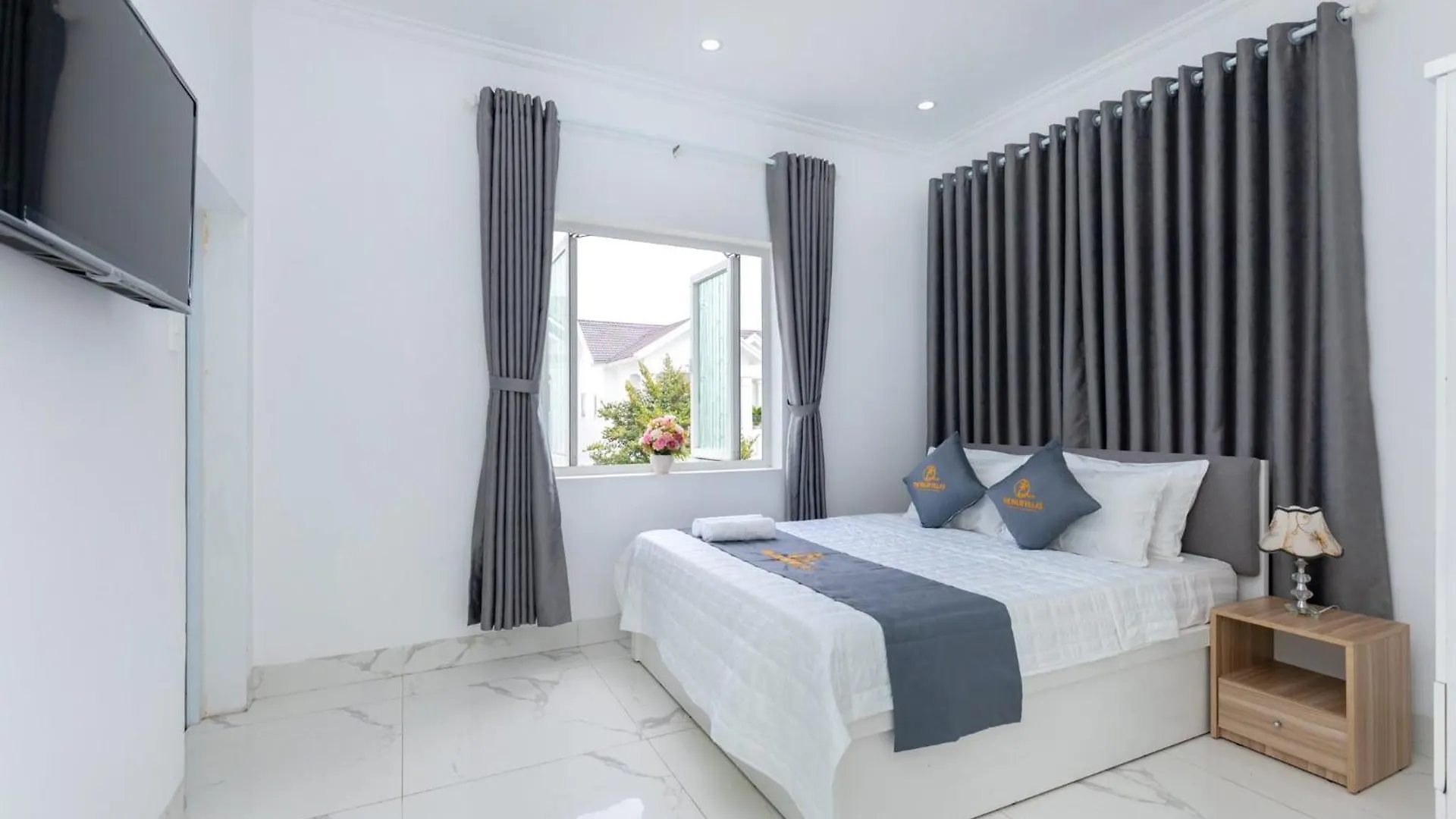 Palm Villa 40 - Free Karaoke - Bida - 8 Bedrooms Vũng Tàu