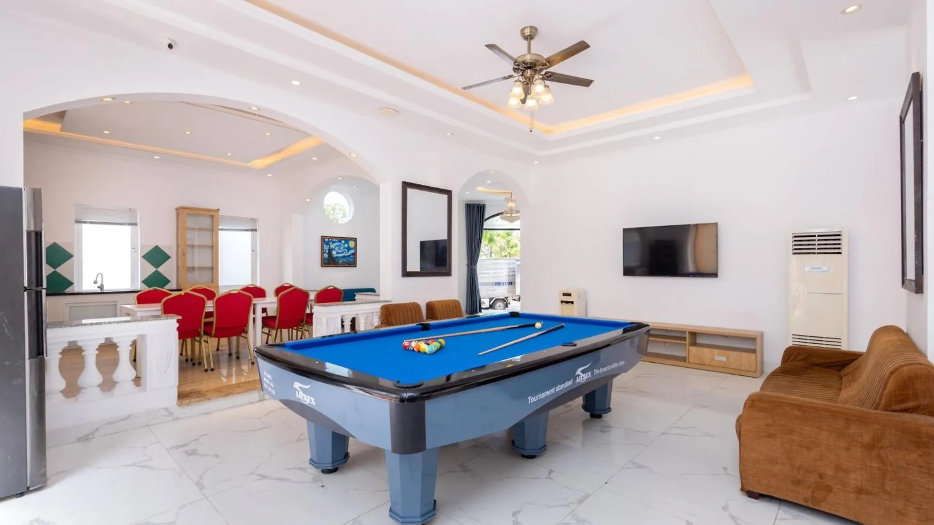 Palm Villa 40 - Free Karaoke - Bida - 8 Bedrooms Vũng Tàu
