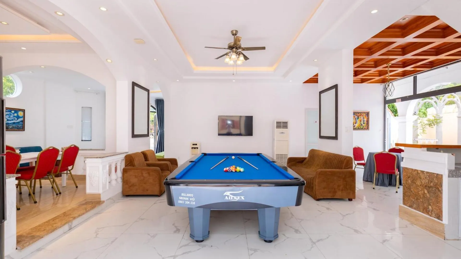 Palm Villa 40 - Free Karaoke - Bida - 8 Bedrooms Vũng Tàu Vietnam